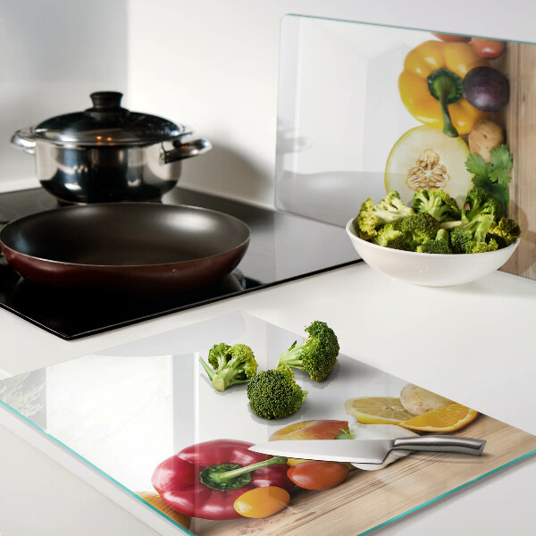 Schneidebrett Obst auf einem Brett