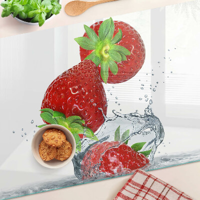 Glas-Schneidebrett mit Motiv von Erdbeeren in Wasser
