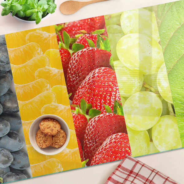 Glas-Schneidebrett mit gestreiftem Motiv und Fruchtdesign
