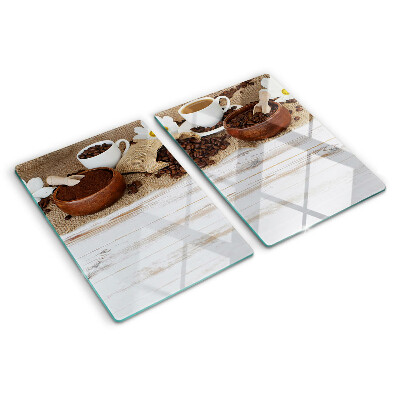 Schneidebrett Kaffee und Kaffeebohnen