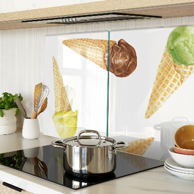 Schneidebrett mit aufgedrucktem Motiv einer Eiscreme in einer Waffeltüte