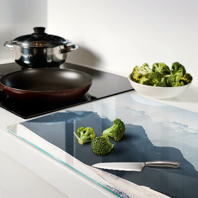 Glas schneidebrett Berglandschaft in den Wolken