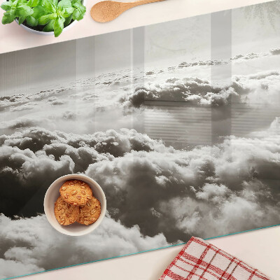 Glas-Schneidebrett mit Wolkenmuster in Grautönen