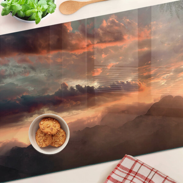 Schneidebrett mit Motiv „Sonnenuntergang über den Bergen“