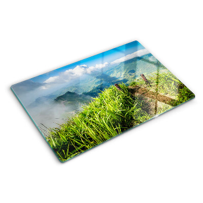 Schneidebrett Glas mit Berglandschaft und viel Grün