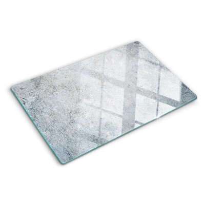 Schneidebrett mit Betoneffekt und spiegelnder Oberfläche