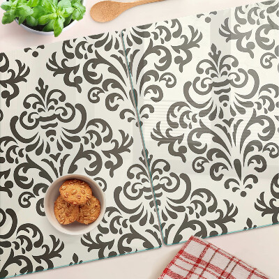 Schneidebrett mit Pflanzenmuster im Barockstil