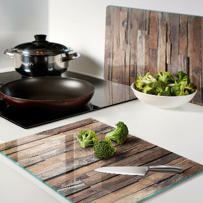 Schneidebrett aus Holz im rustikalen Stil