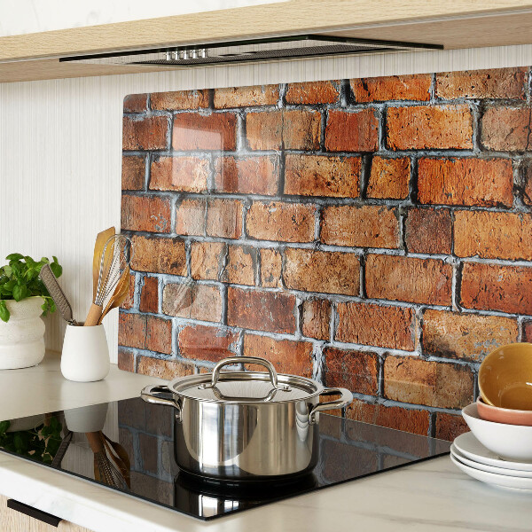 Schneidebrett mit Ziegelmauer-Motiv