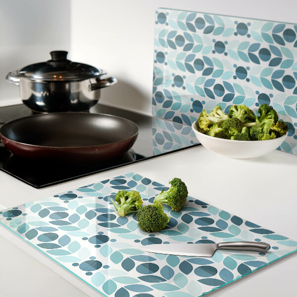 Schneidebrett mit Blattmuster in Blautönen