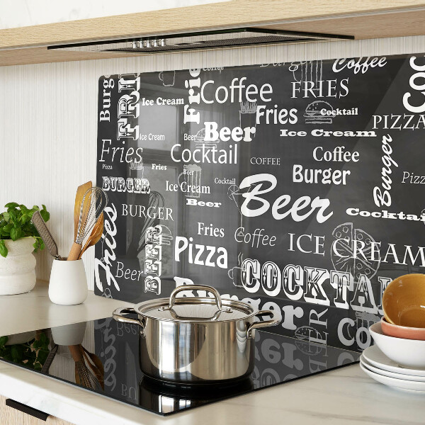 Schneidebrett aus Glas zum Vorbereiten von Speisen und Servieren von Getränken