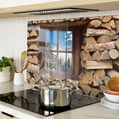 Glas schneidebrett Blick durch das Fenster auf eine Winterlandschaft