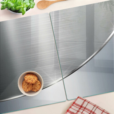 Schneidebrett Glas mit metallischem Glanz und reflektierender Oberfläche