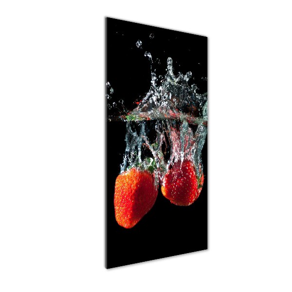 Bild auf Acrylglas vertikal Erdbeeren unter Wasser