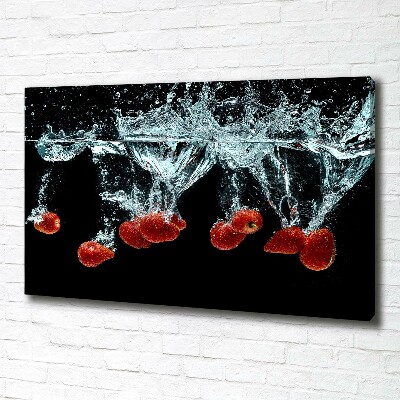Bild auf leinwand Erdbeeren unter Wasser