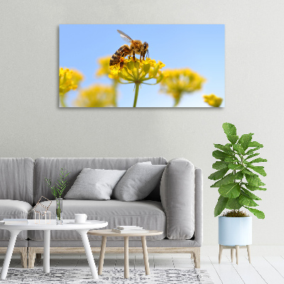 Bild auf leinwand Eine Biene auf einer Blume