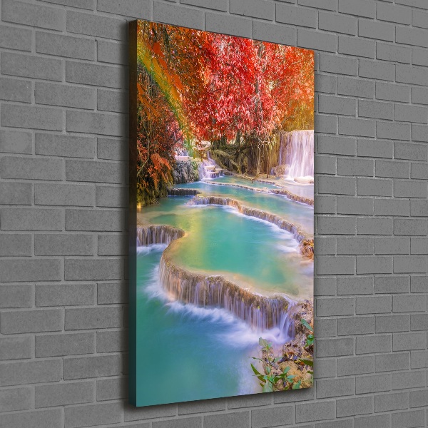 Wandbild vertikales Wasserfall im Herbst