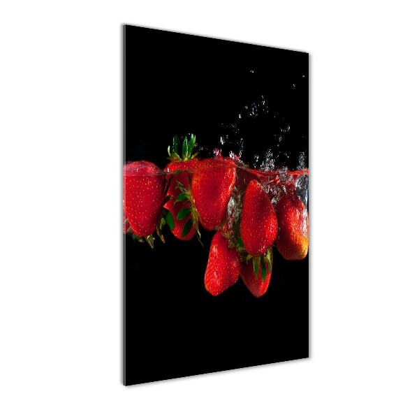 Glasbild vertikales Erdbeeren in Wasser