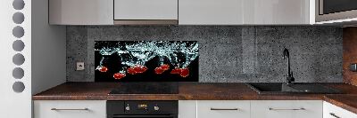 Küchen wandpaneel Erdbeeren unter Wasser