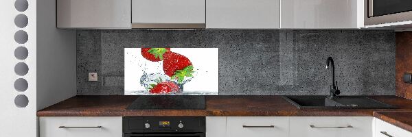 Platte für Küchenrückwand Erdbeeren und Wasser