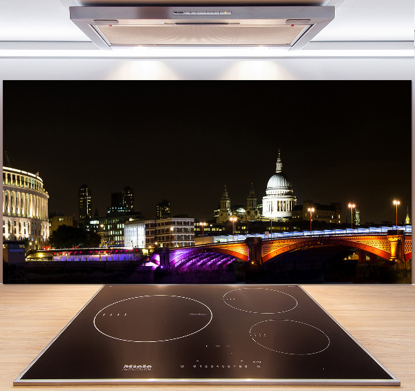 Platte für Küchenrückwand Die Brücke bei Nacht