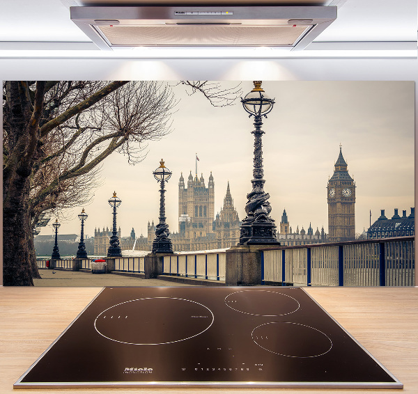 Glasrückwand für die küche London im Herbst