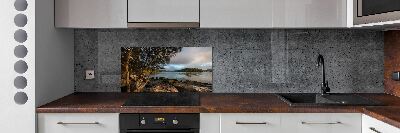 Platte für Küchenrückwand Ein Baum am Fluss