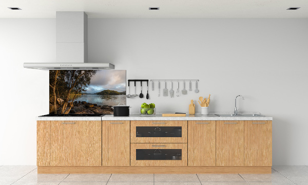 Platte für Küchenrückwand Ein Baum am Fluss