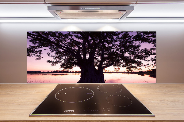 Glasrückwand für die küche Baum und See