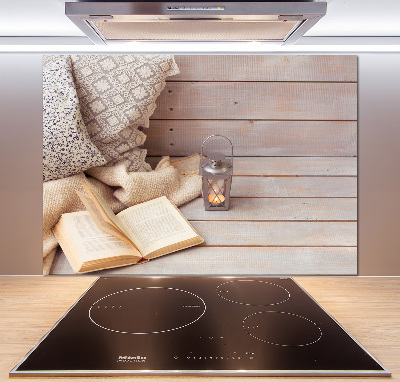 Küchen wandpaneel Entspannung mit einem Buch