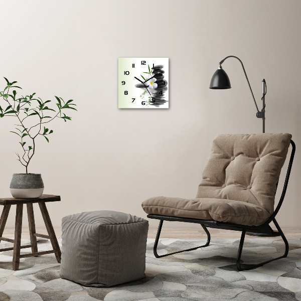 Wanduhr modern quadratisch Orchidee und Steine