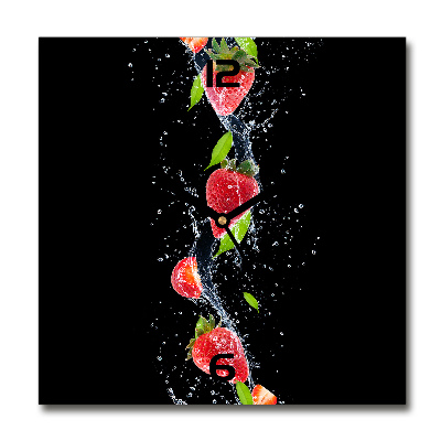 Wanduhr modern quadratisch Erdbeeren und Wasser