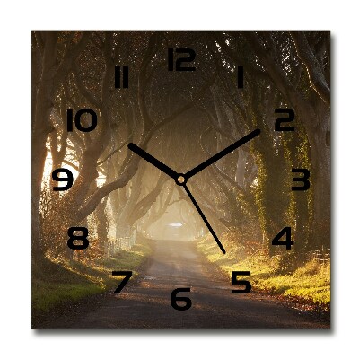 Wanduhr modern quadratisch Nebel im Wald