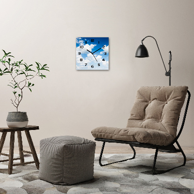 Wanduhr modern quadratisch Wolken am Himmel