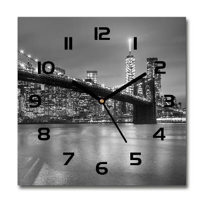 Wanduhr modern quadratisch New York bei Nacht