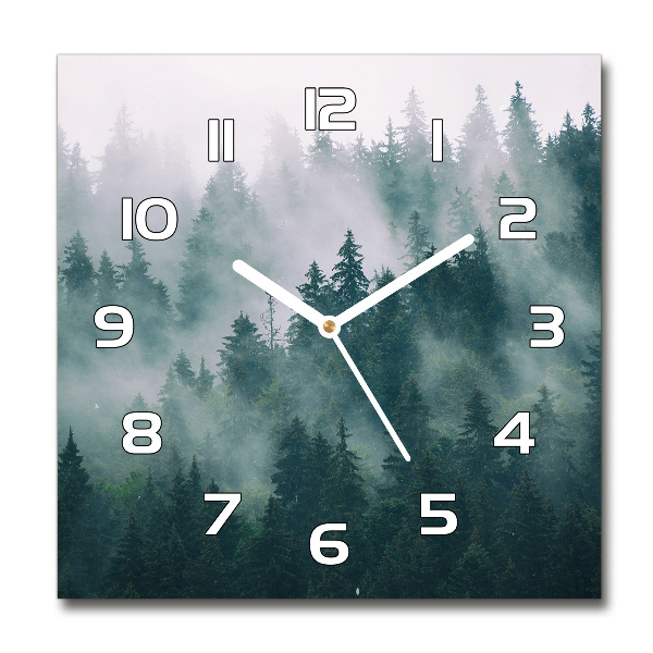 Wanduhr modern quadratisch Nebel über dem Wald