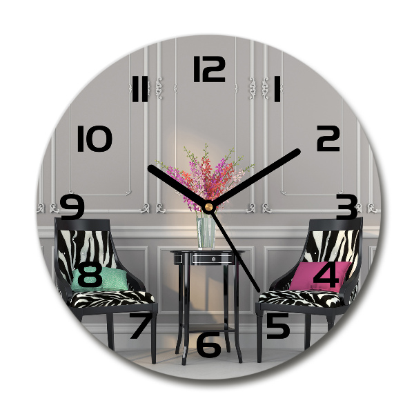 Wanduhr rund Zwei Stühle