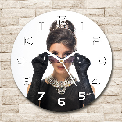 Wanduhr glas rund Frau mit Brille