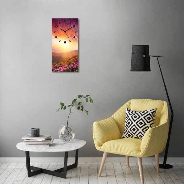 Wanduhr Frühling in den Bergen