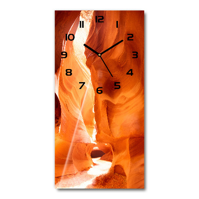 Wanduhr Schlucht