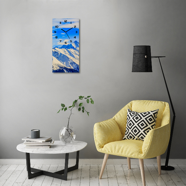 Moderne wanduhr Gebirge im Winter