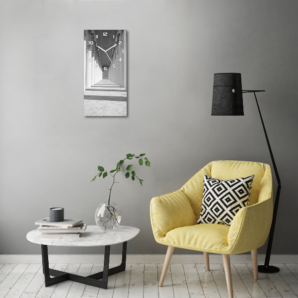 Wanduhr aus glas Korridor