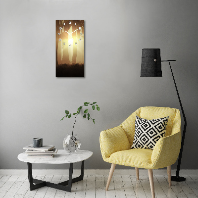 Vertikale Uhr Nebel im Wald