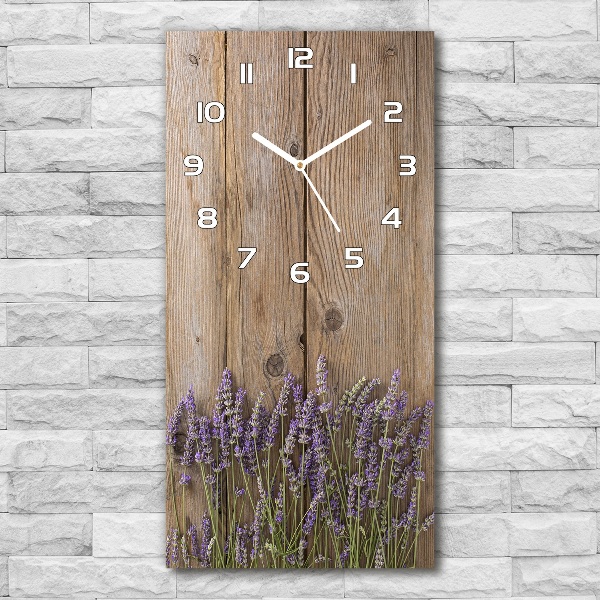 Wanduhr aus glas Lavendel auf Holz