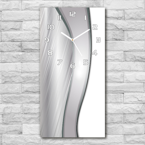 Vertikale Uhr Metallabstraktion