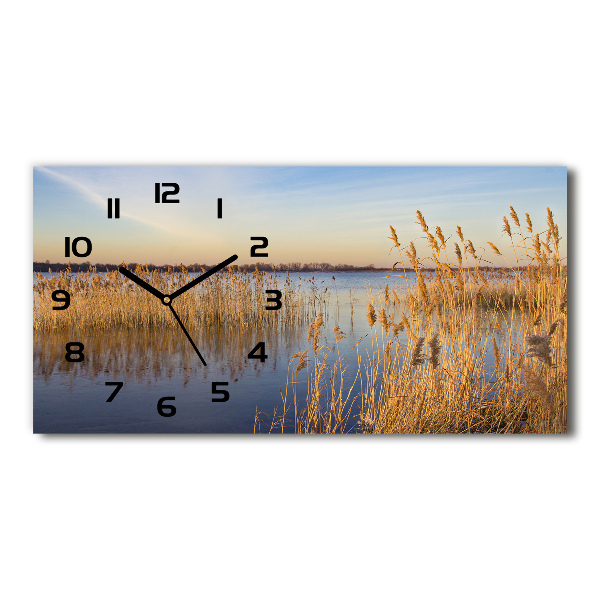Horizontale Uhr Schilfrohr