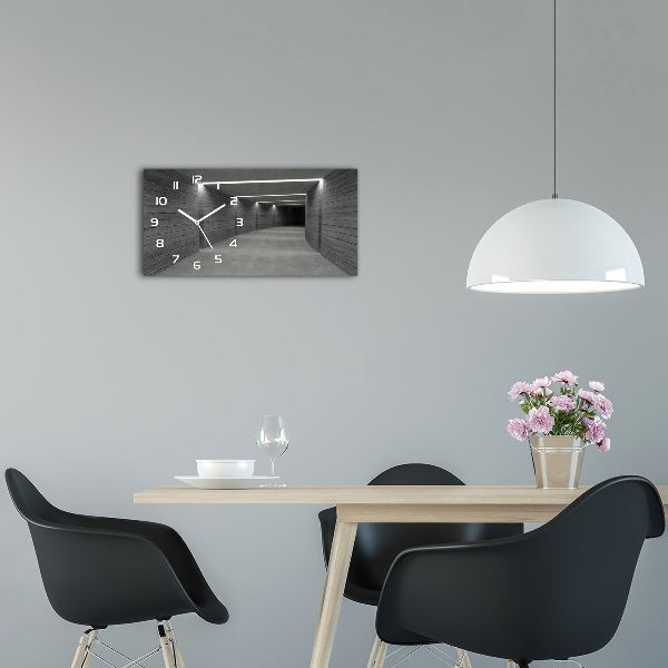 Horizontale Uhr Betontunnel