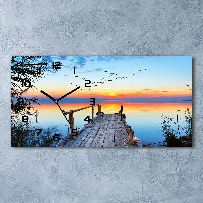 Horizontale Uhr Pier am See