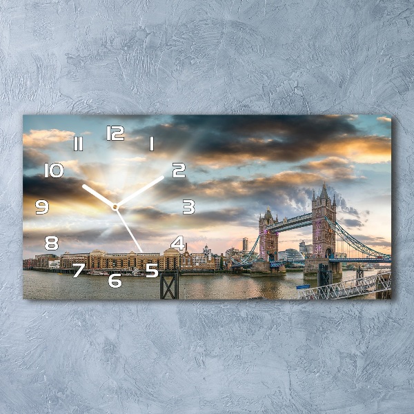 Horizontale Uhr Tower Bridge London