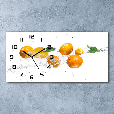 Horizontale Uhr Orangen und Wasser